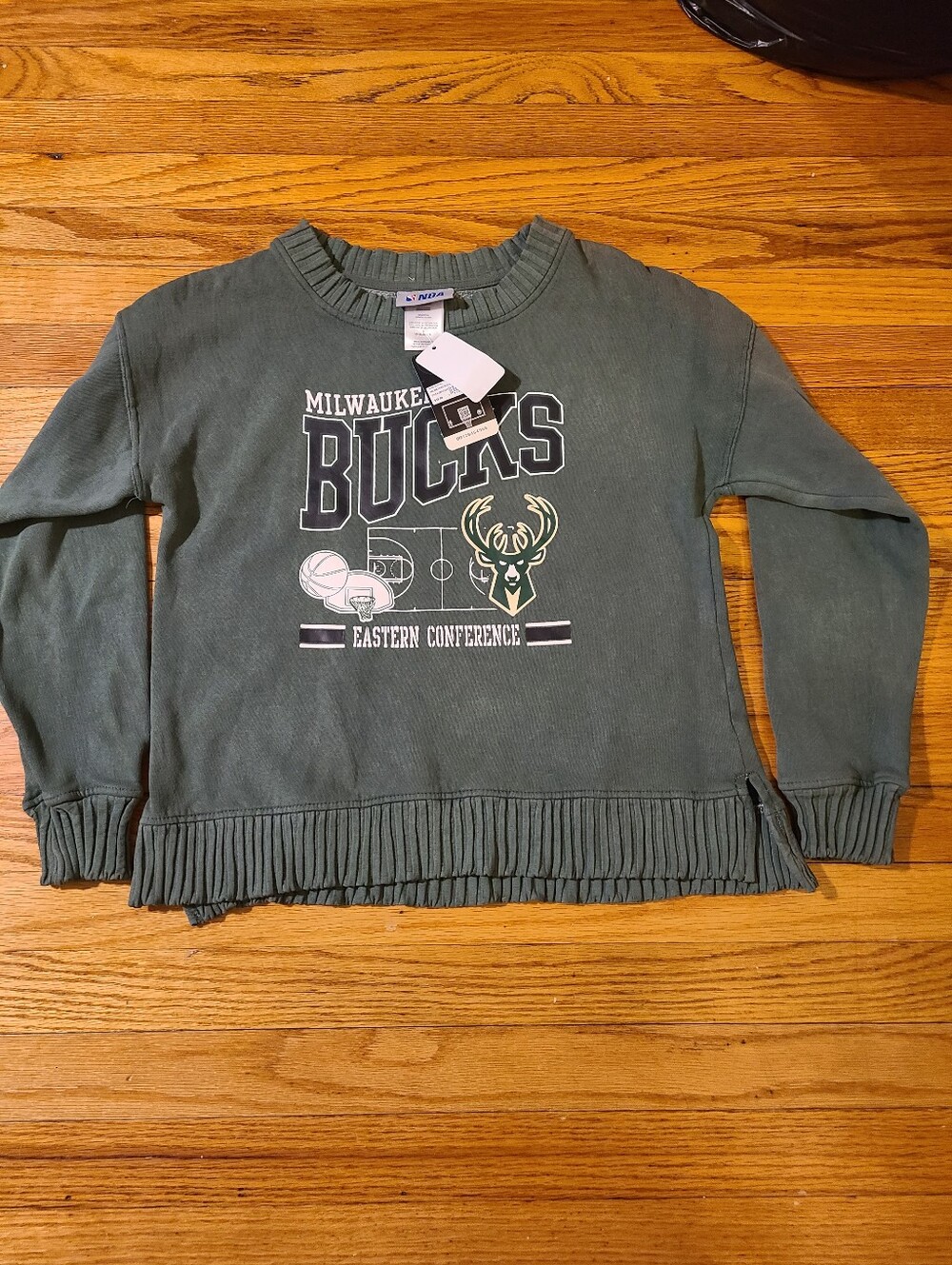 NBA Milwaukee Bucks Sweatshirt For Girls